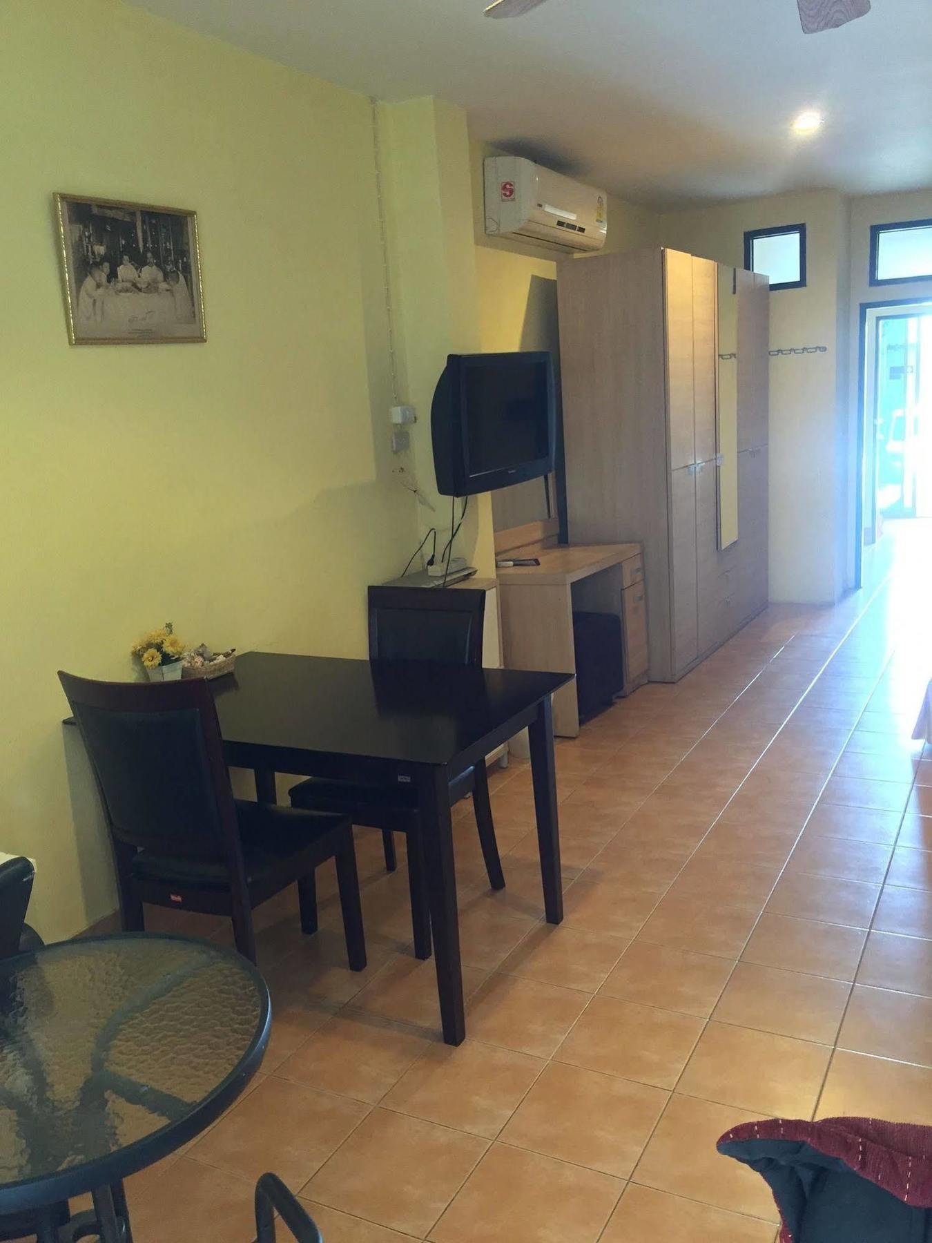 Nin Apartments Karon Beach Пхукет Экстерьер фото