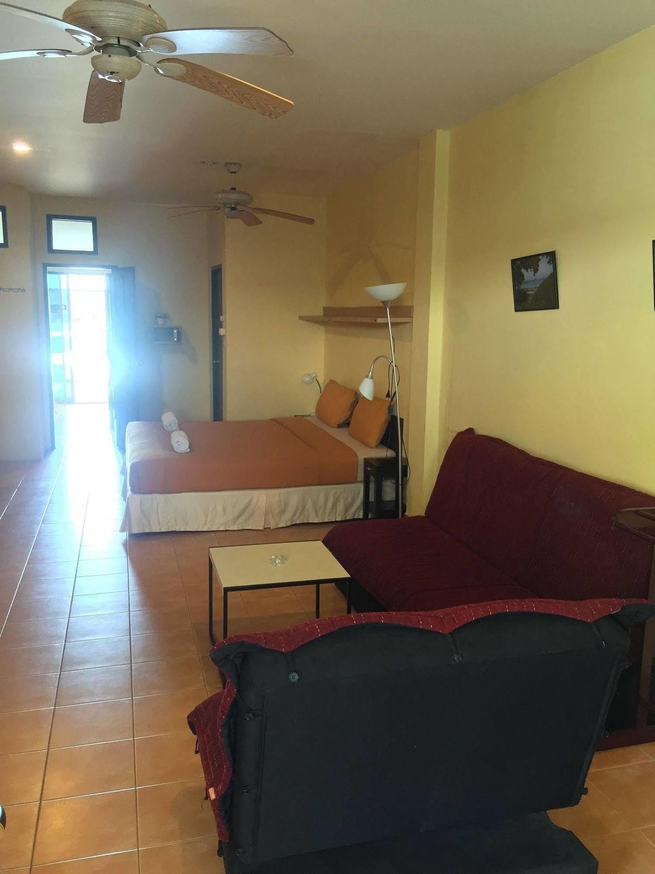 Nin Apartments Karon Beach Пхукет Экстерьер фото